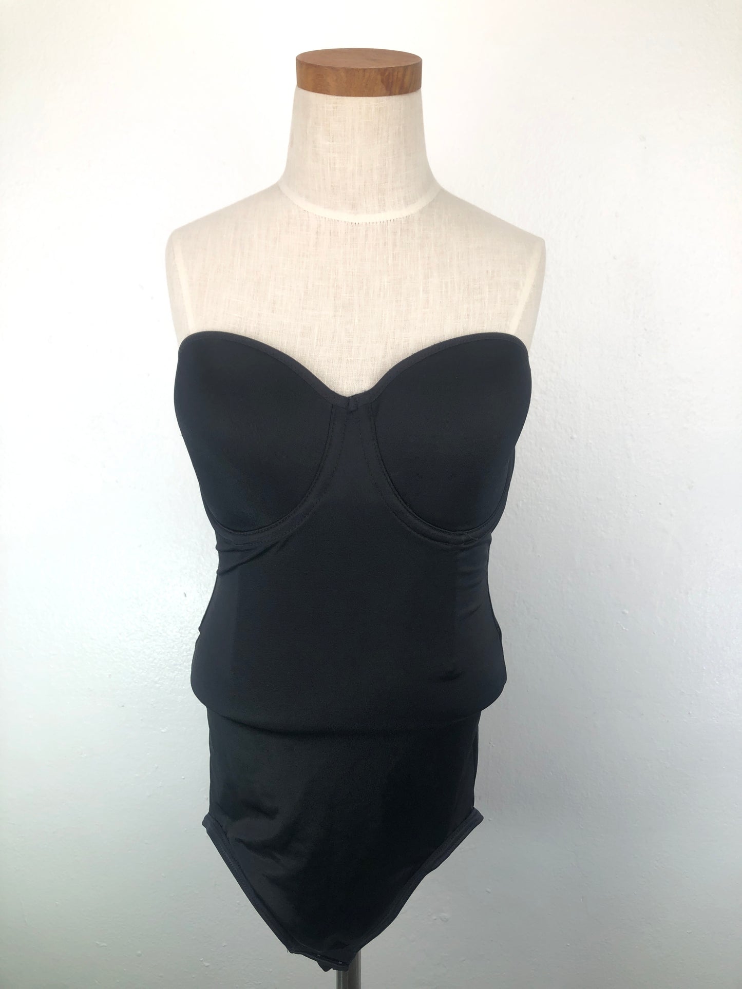 Body Negro Maidenform