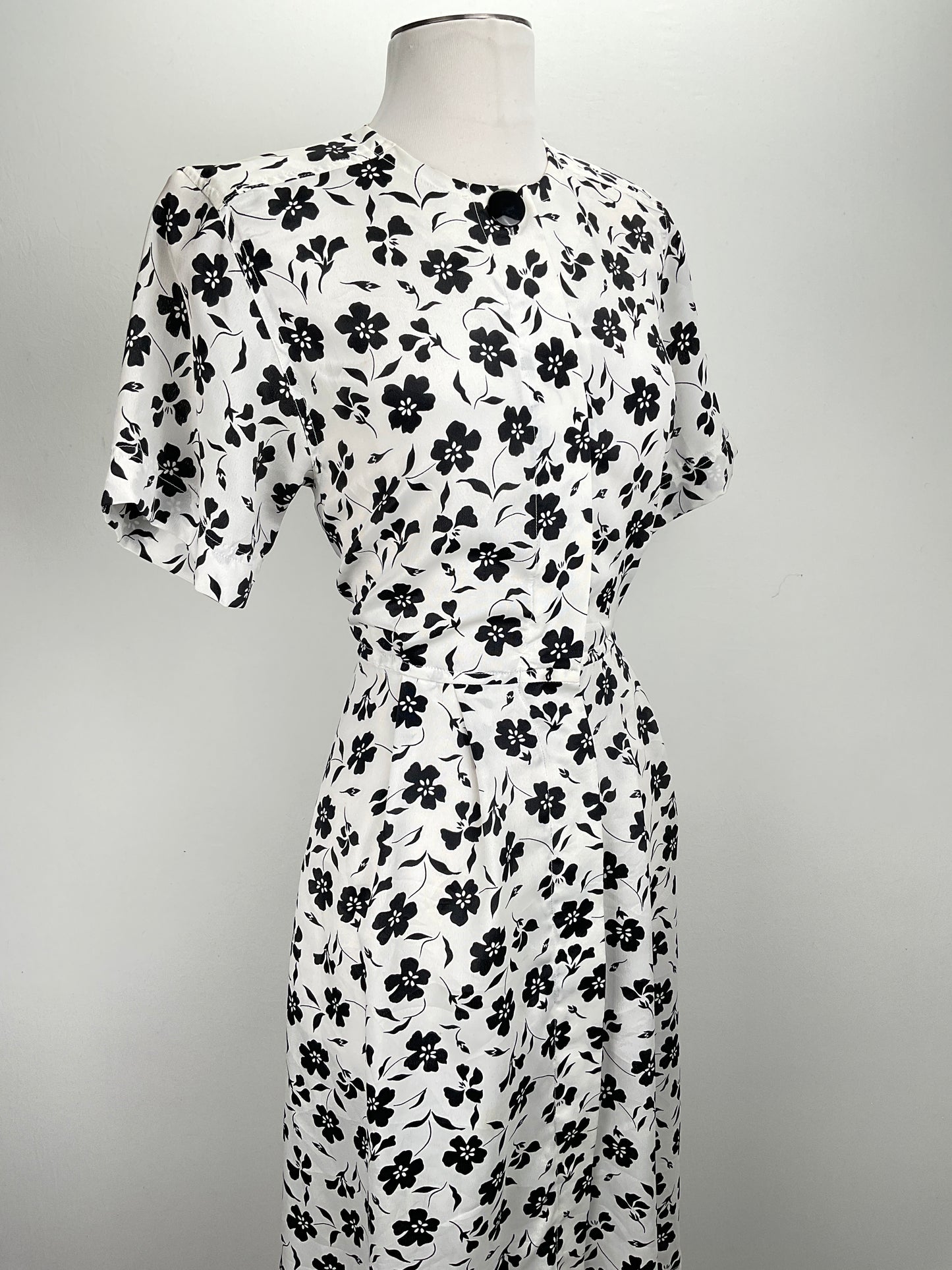 Vestido Blanco Floral Leslie Fay