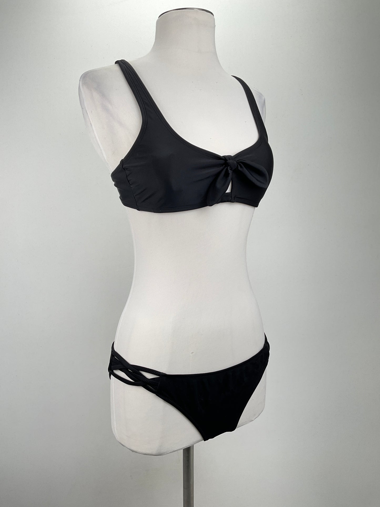 Conjunto Negro Xhilaration