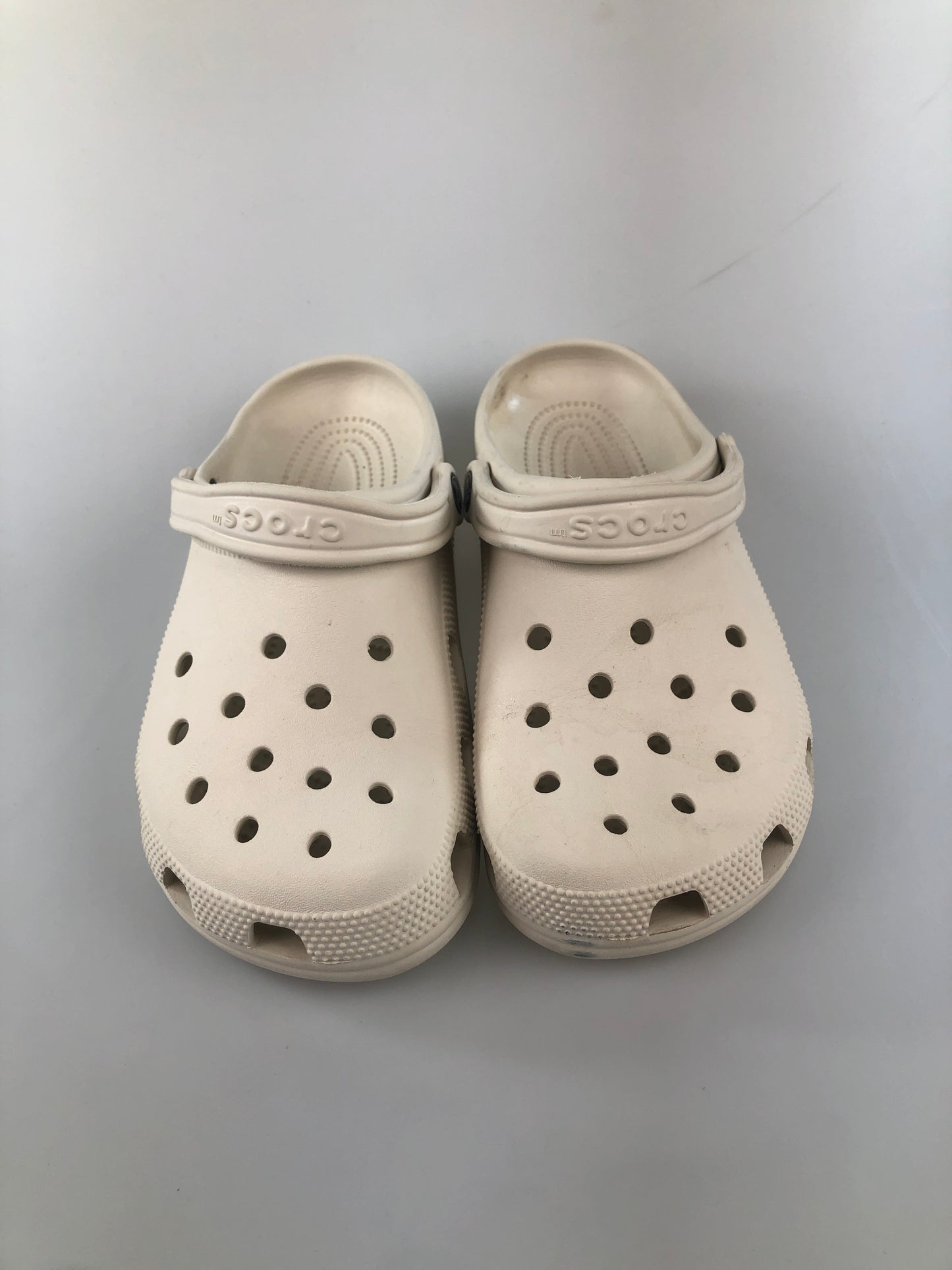 Sandalia Crema Crocs