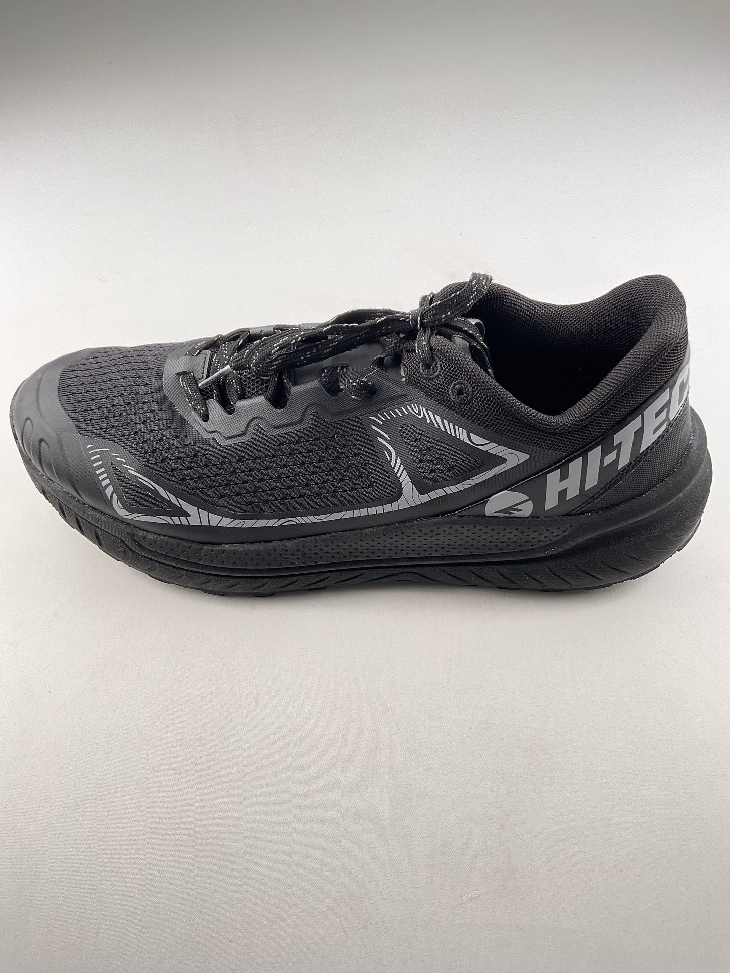 Tenis Negro Deportivo Hi Tec