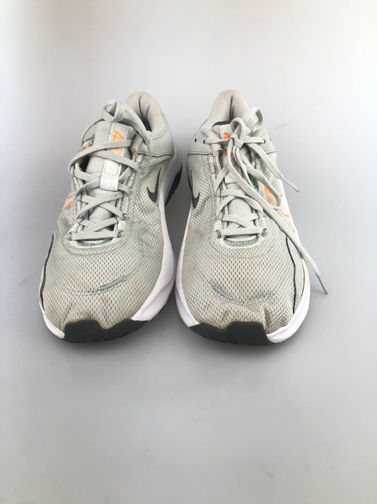 Tenis Gris Deportivo Nike