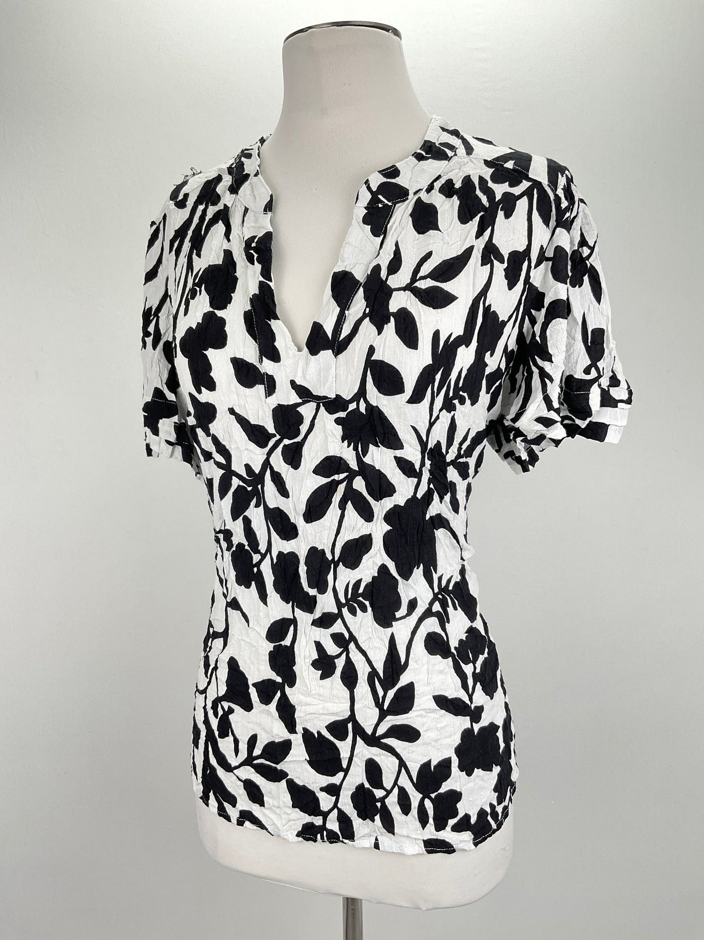 Blusa Blanco Floral Welp Worn