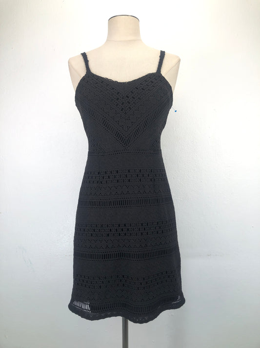 Vestido negro Guess