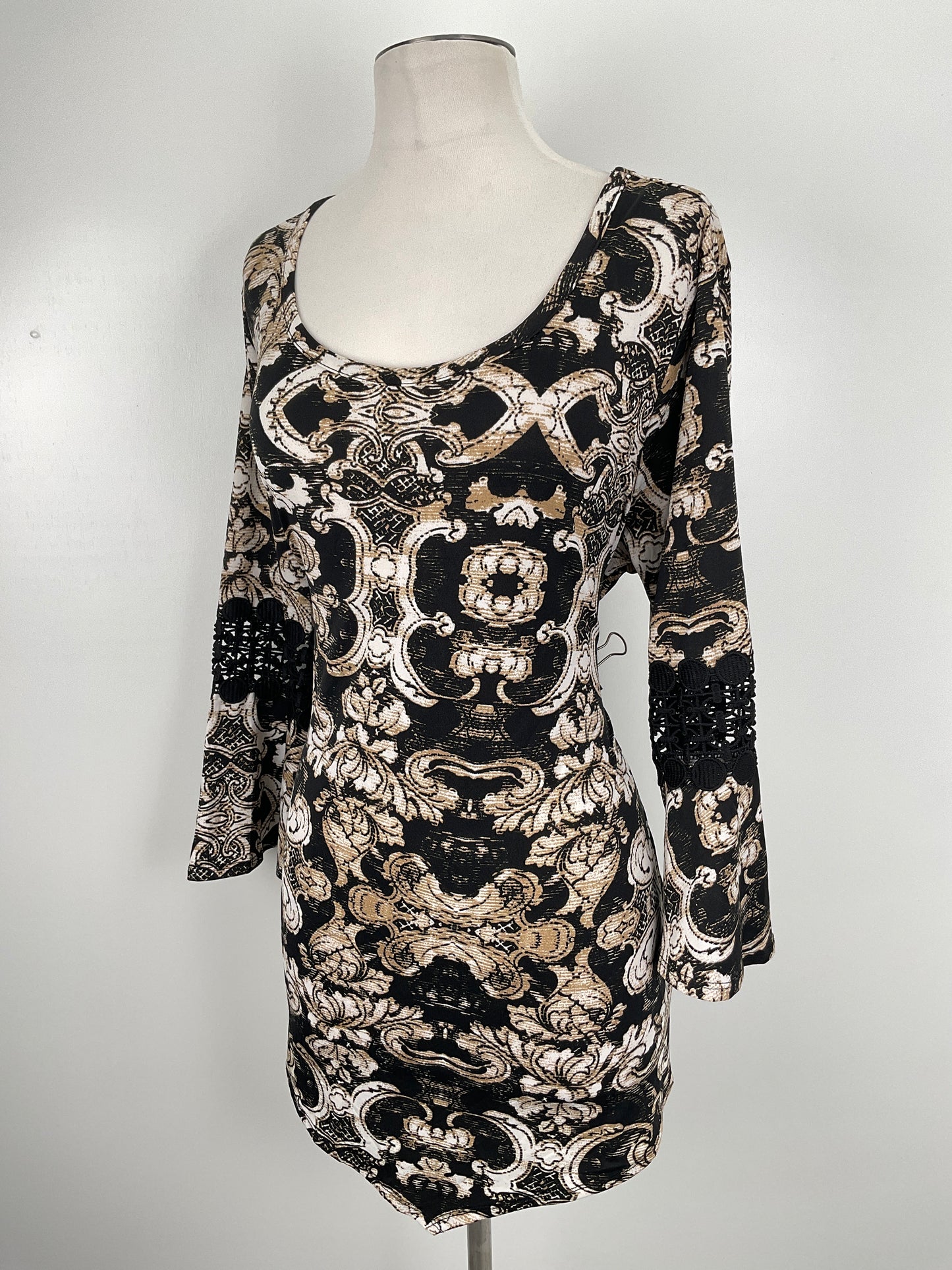 Blusa Negro Floral New Diretions