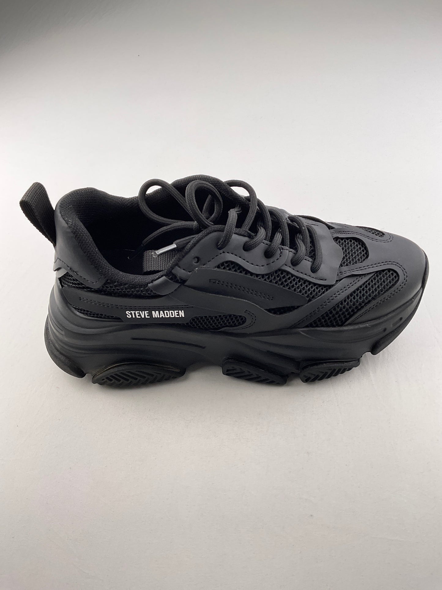 Tenis Negro Steve Madden