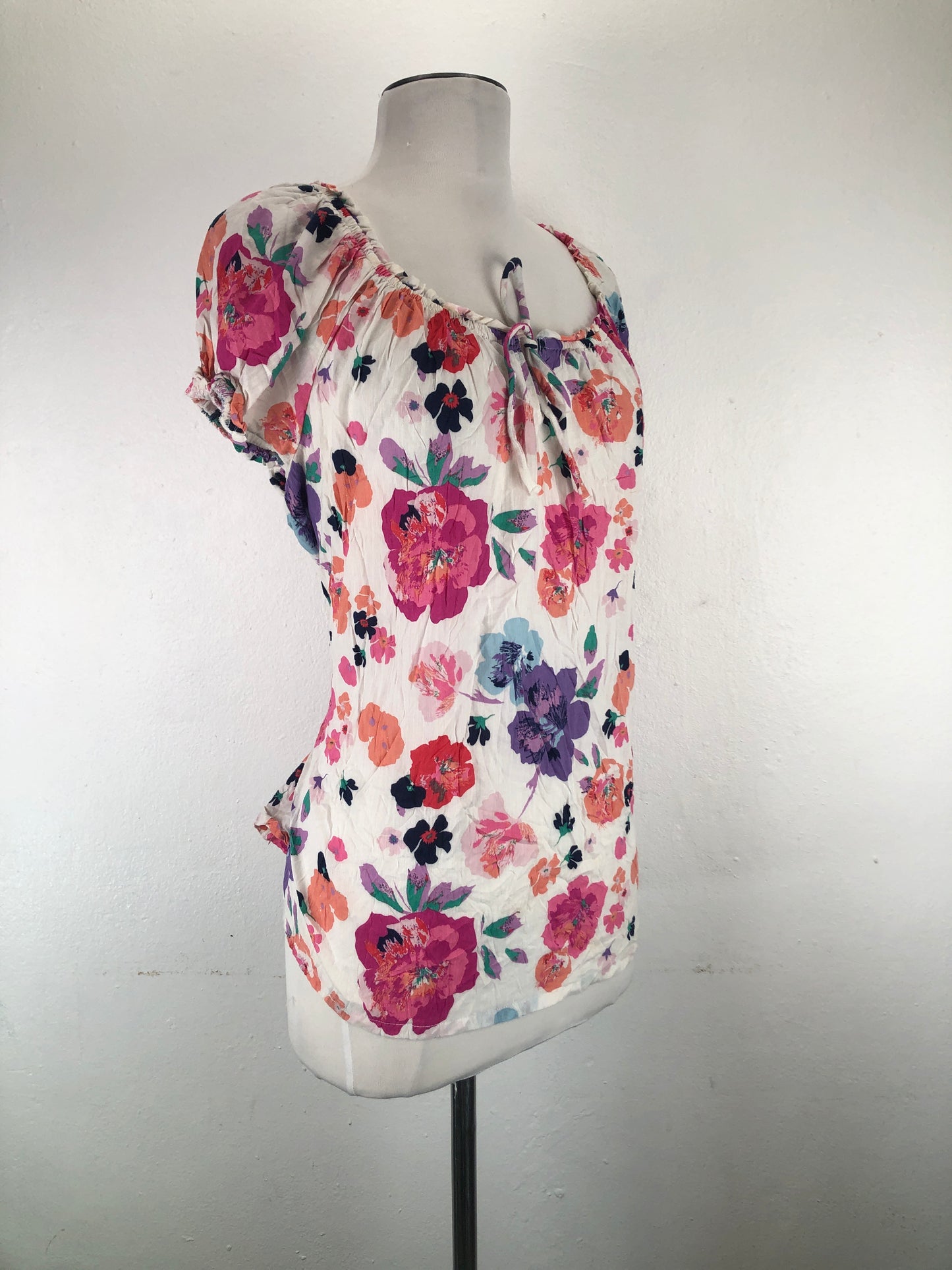 Blusa Blanco Floral St John's Bay