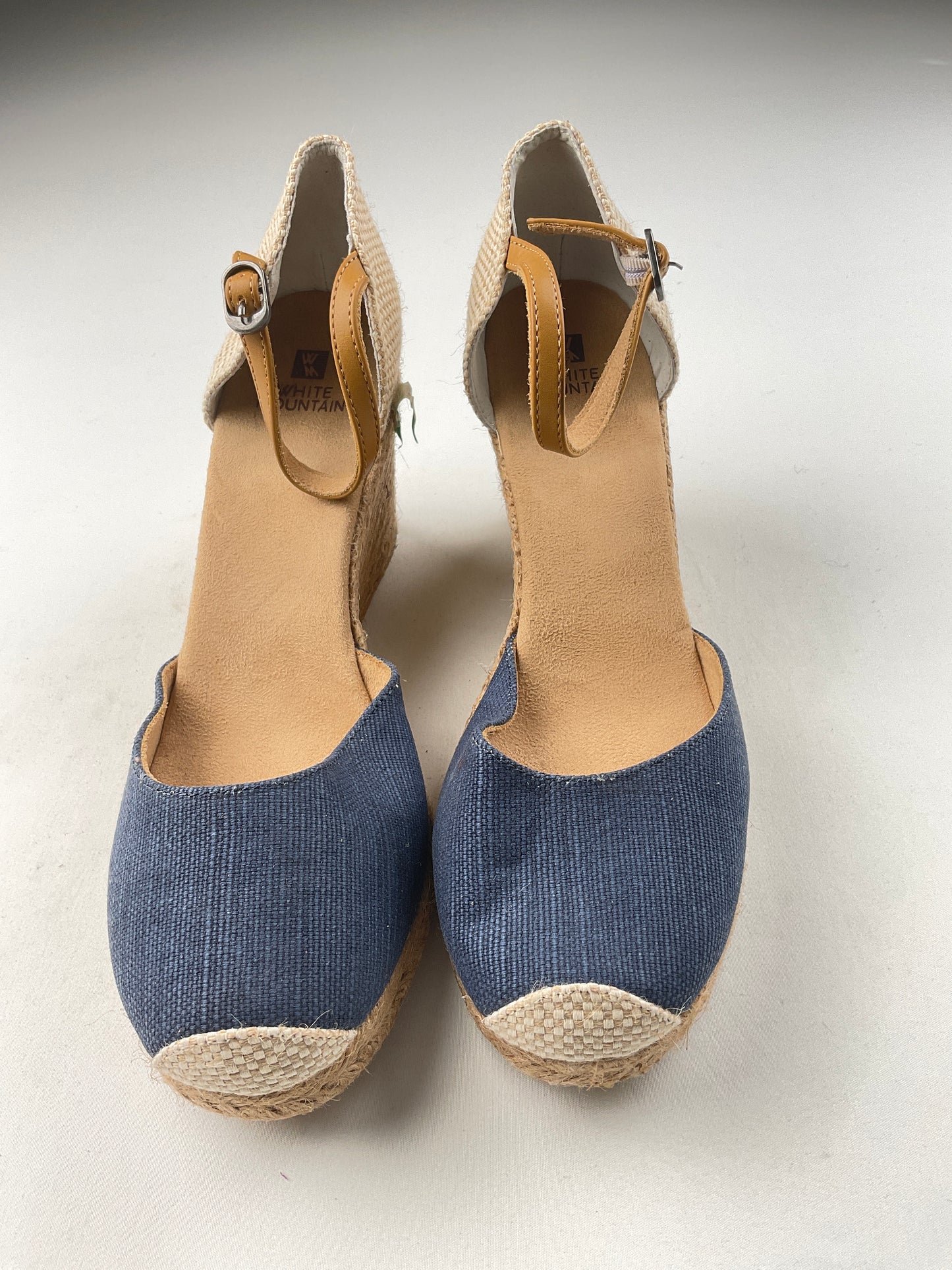 Zapatilla azul White mount..