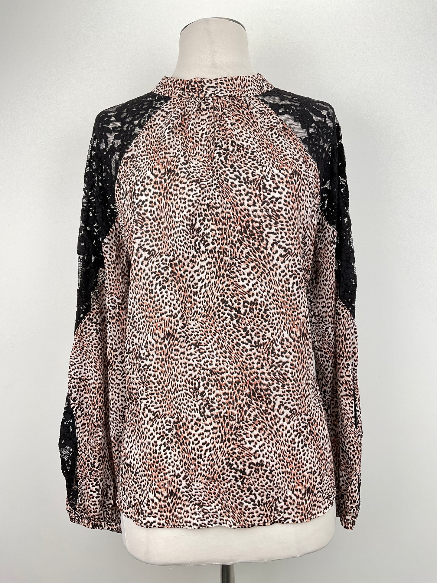 Blusa Animal print Bold elementos