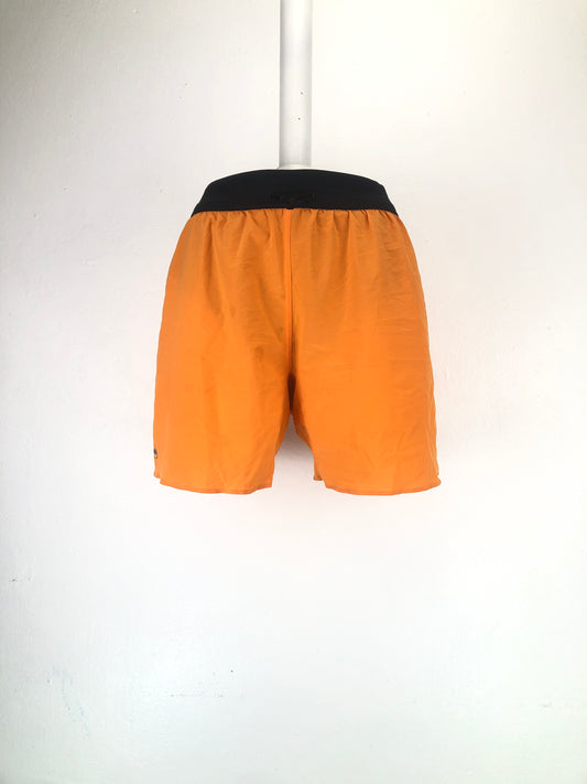 Short Naranja Deportivo Janji