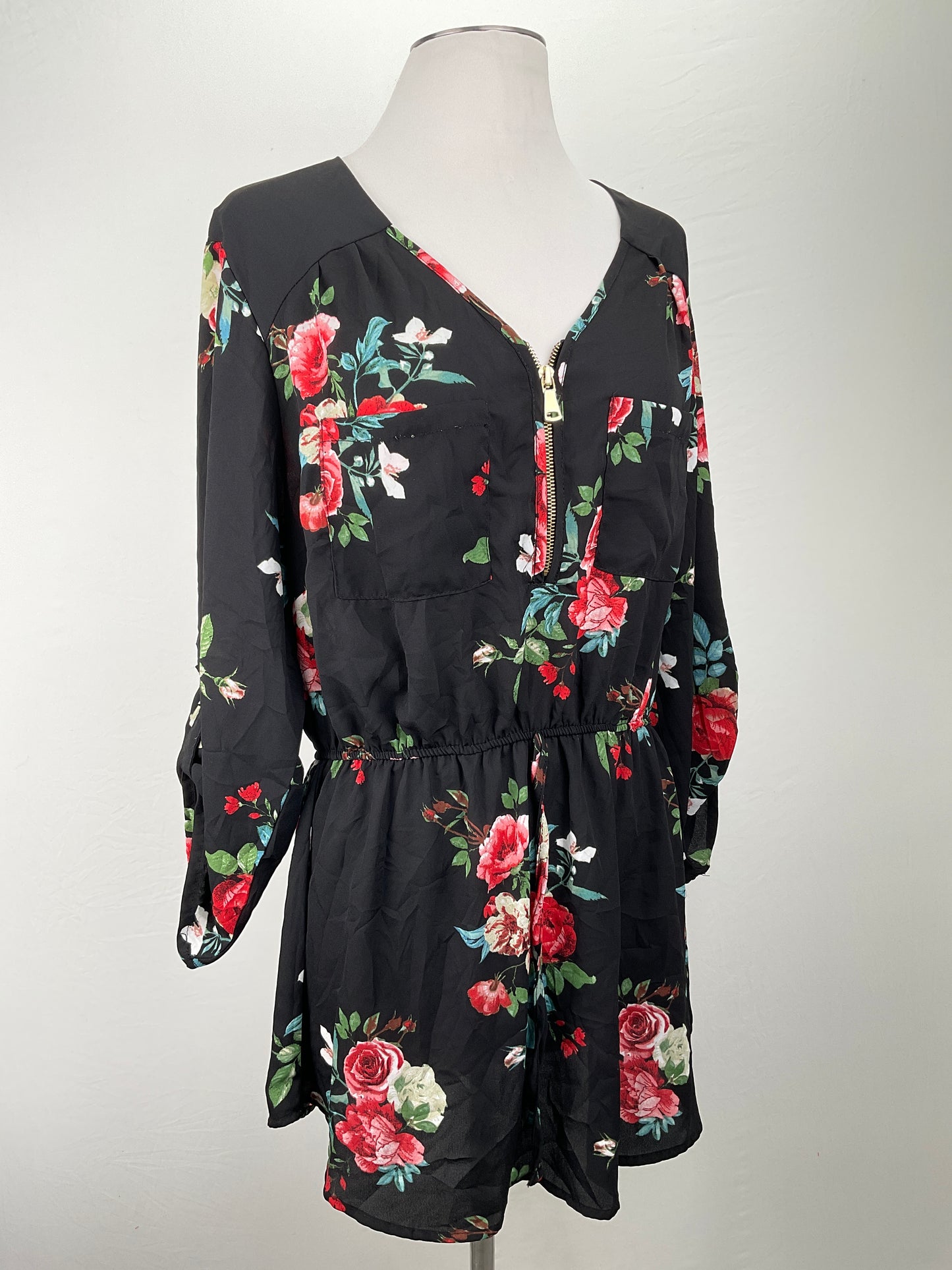 Vestido Negro Floral Stella Tweed