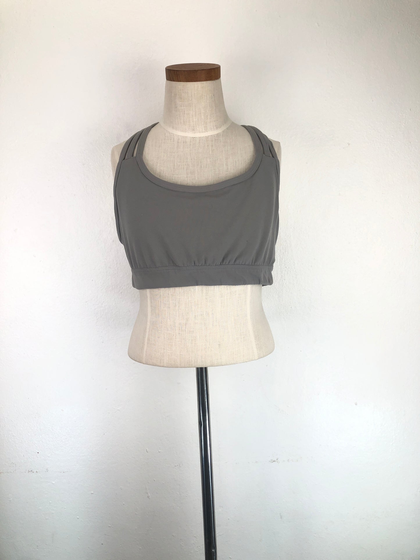 Blusita Gris Deportivo Athleta