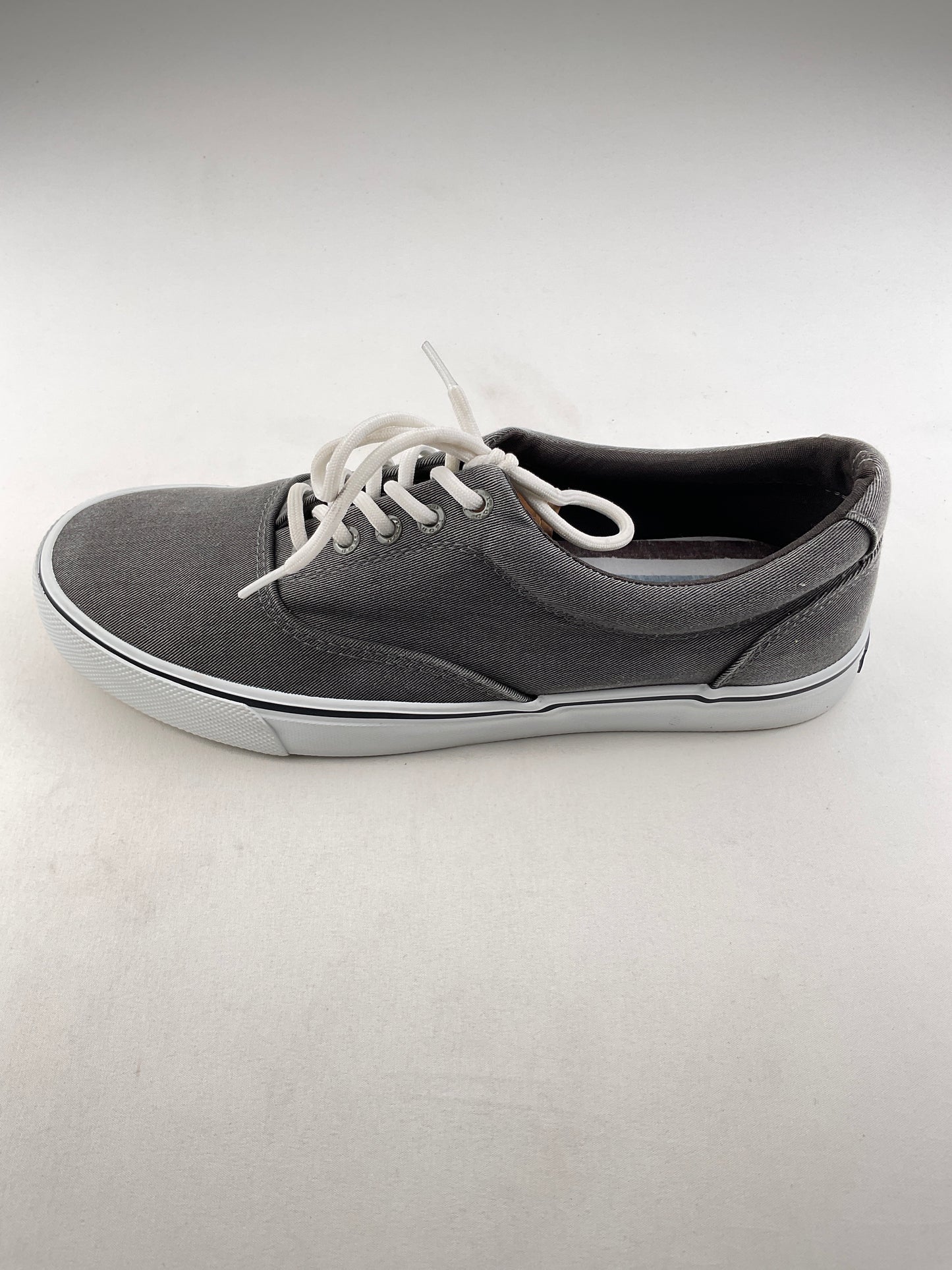 Tenis Gris Izod