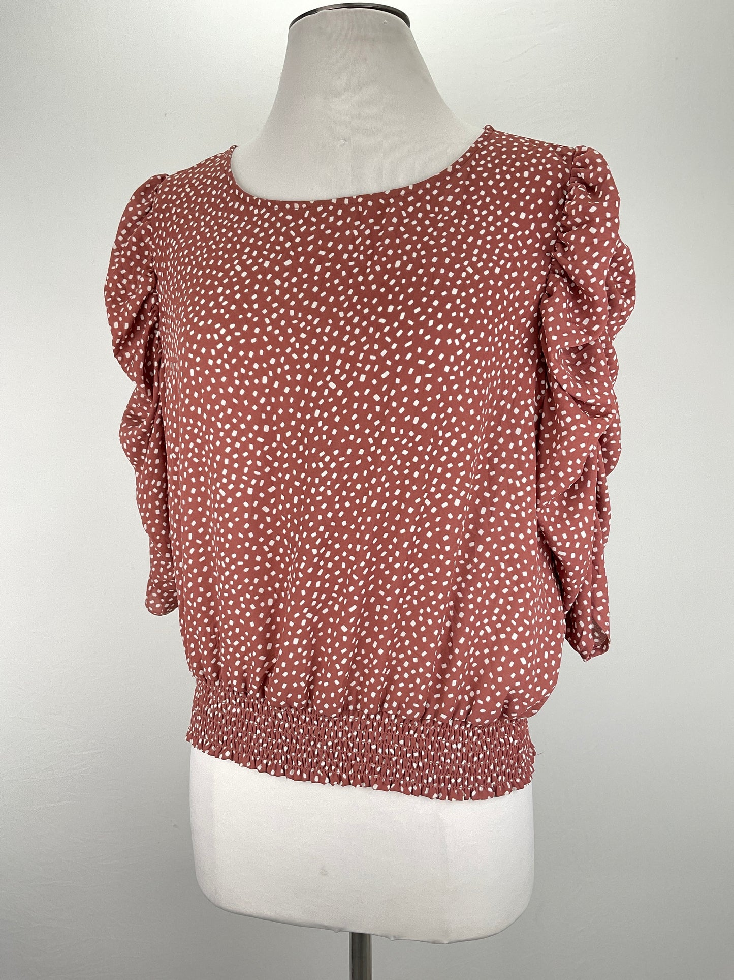 Blusa Nude de Lunares Express
