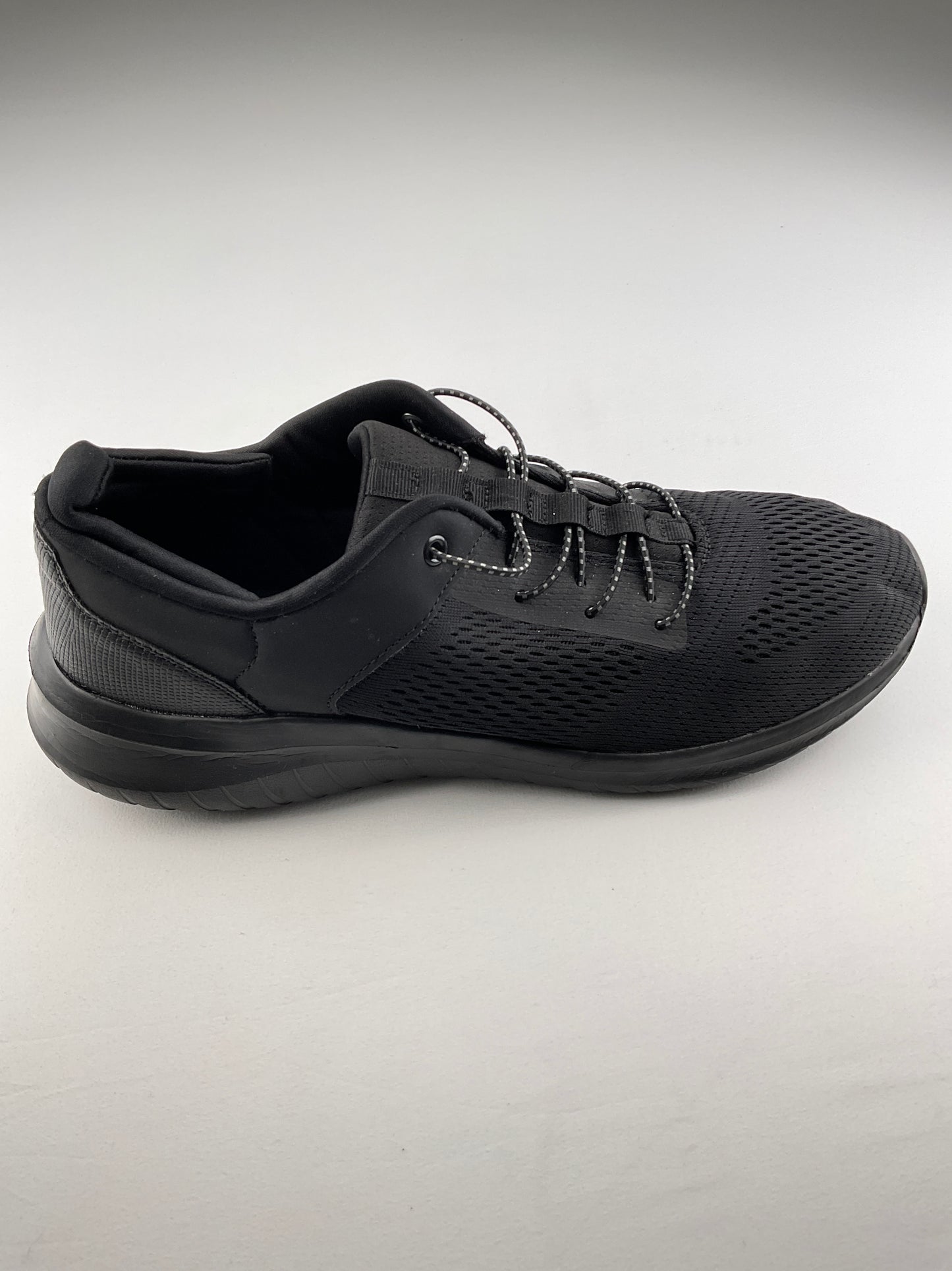 Tenis Negro Deportivo Banff trail