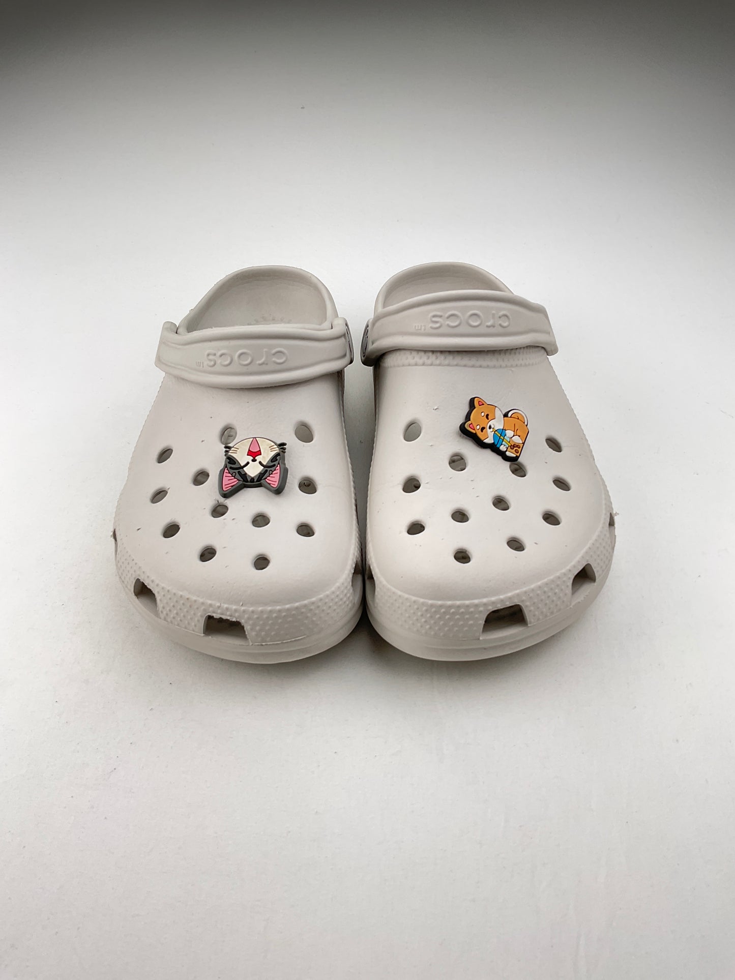 Sandalia Gris Crocs