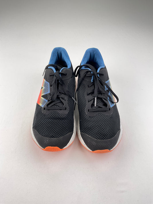 Tenis Negro Deportivo New Balance