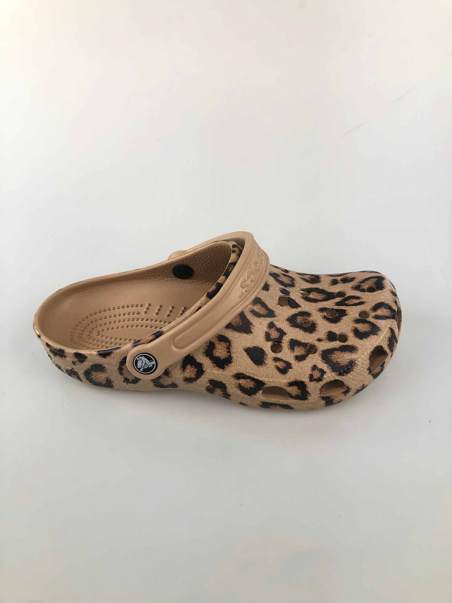 Sandalia Animal Print Crocs