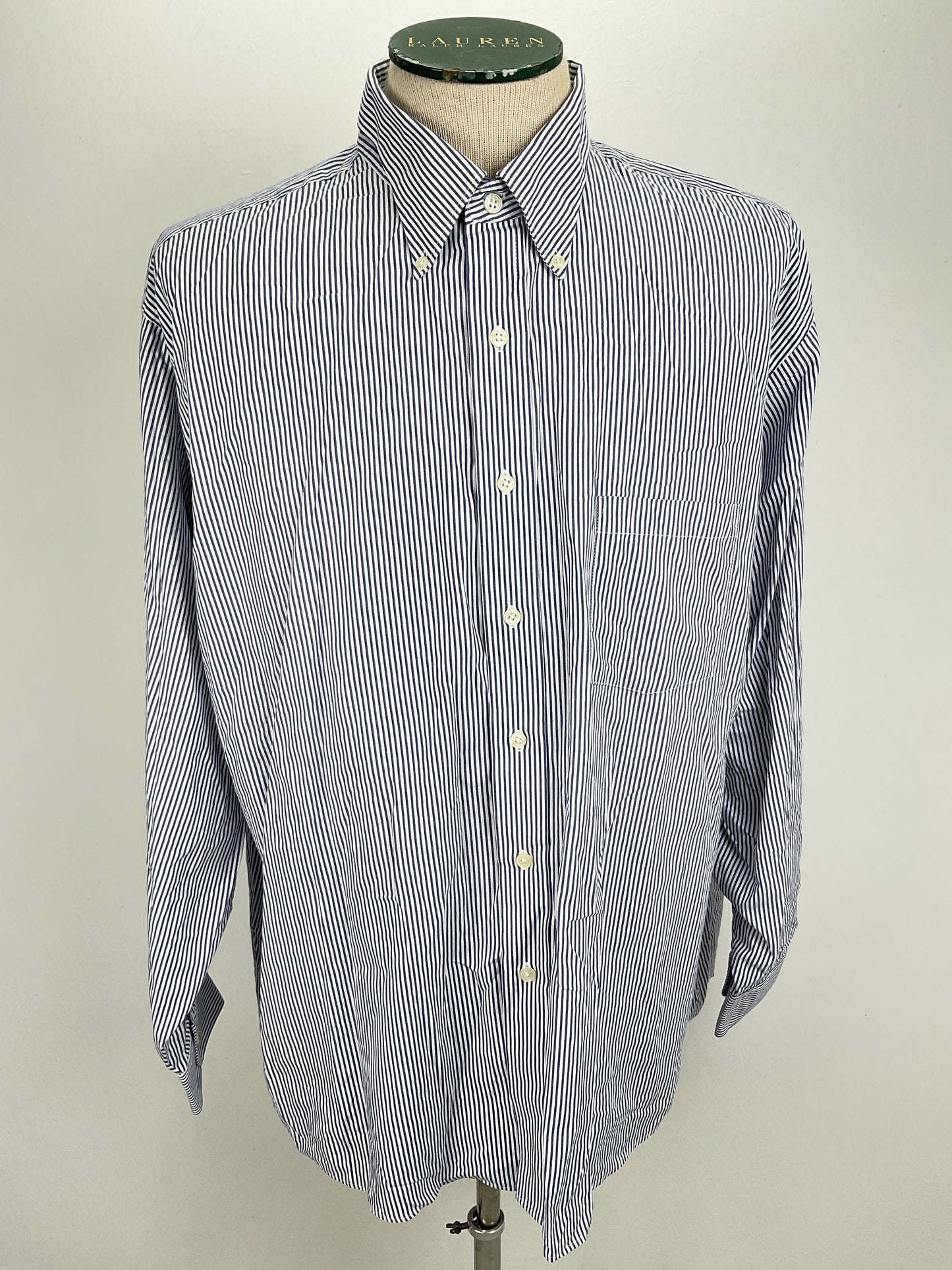 Camisa Azul marino de Rayas Van Heusen