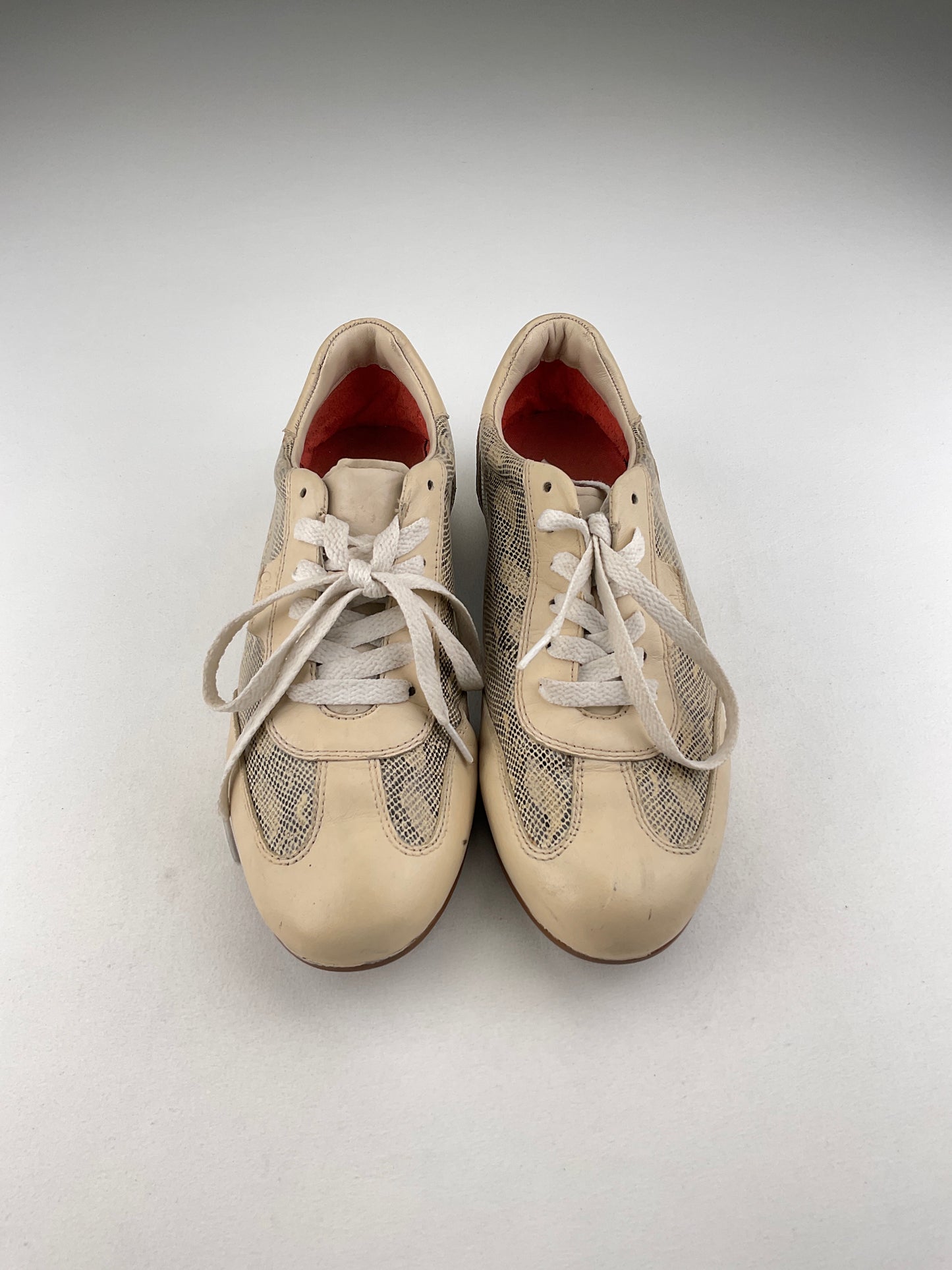 Tenis Crema Nike Air