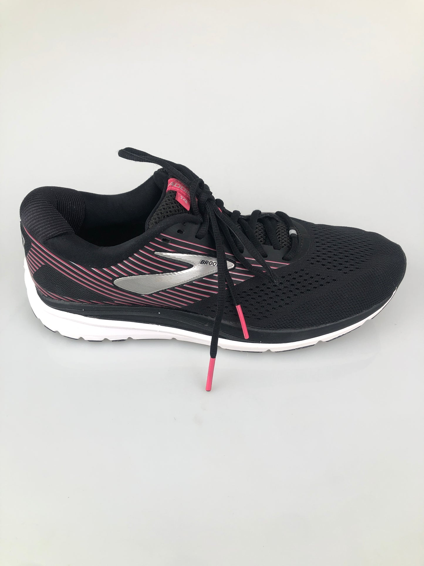 Tenis Negro Deportivo Brooks