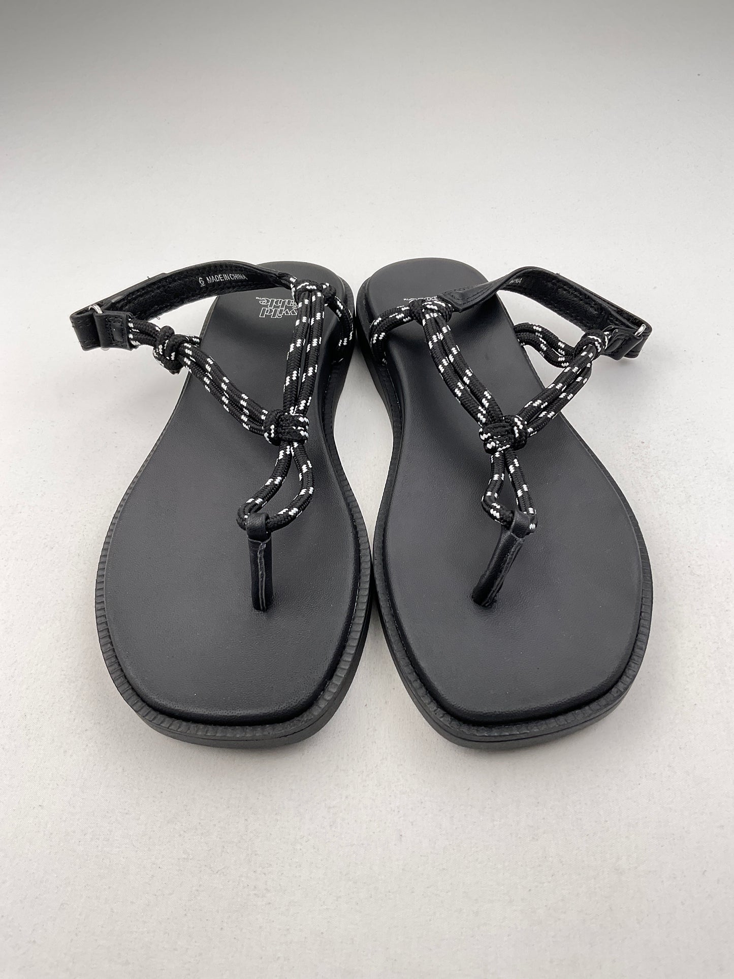 Sandalia Negro Wild Fable
