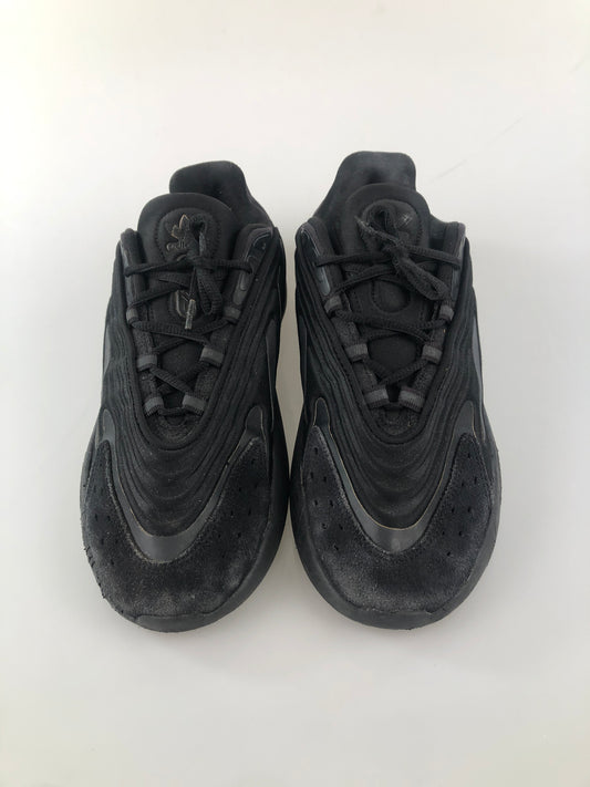 Tenis Negro Deportivo Adiprene