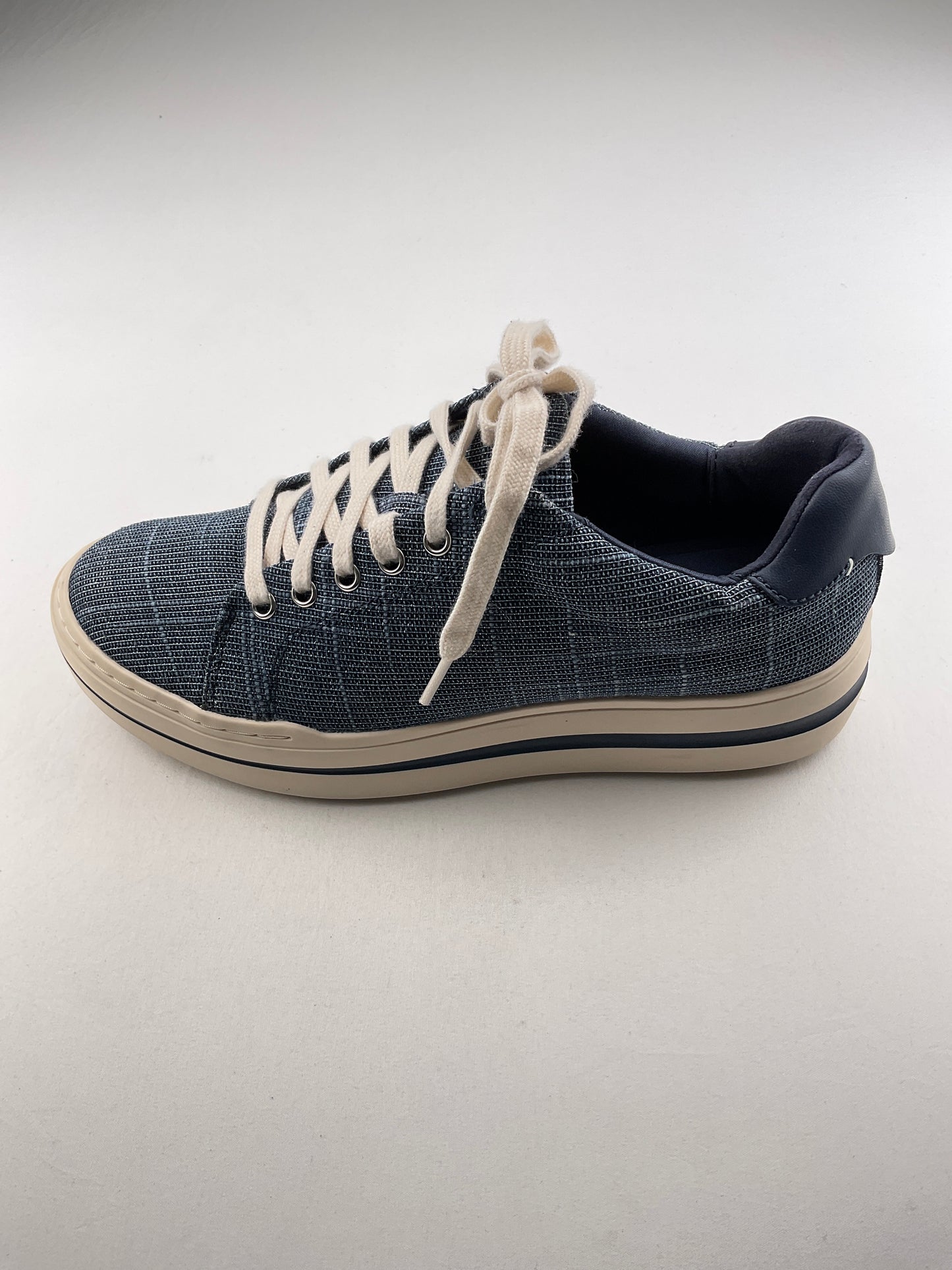 Tenis Gris Clarks
