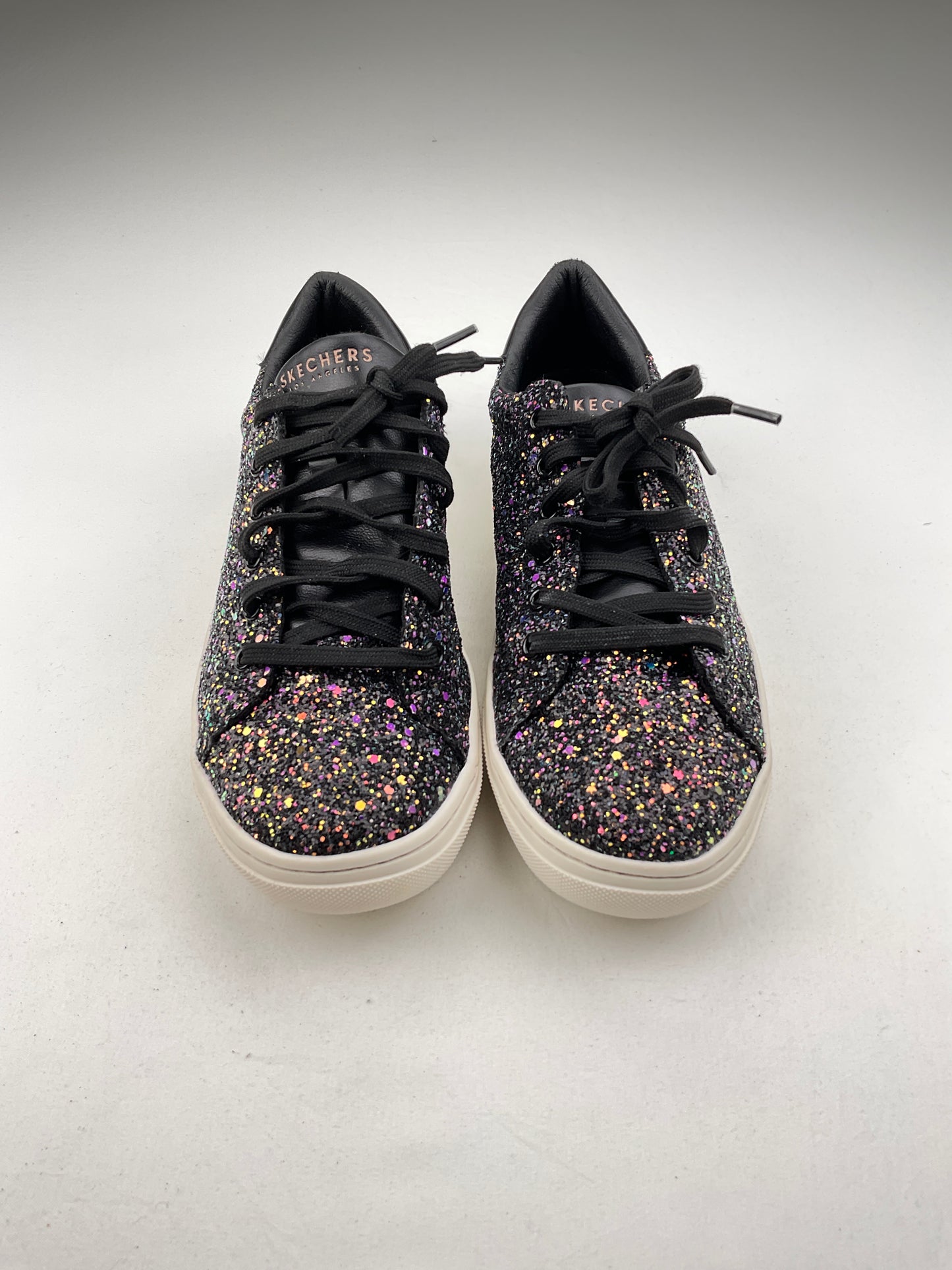 Tenis Negro Brillo Skechers