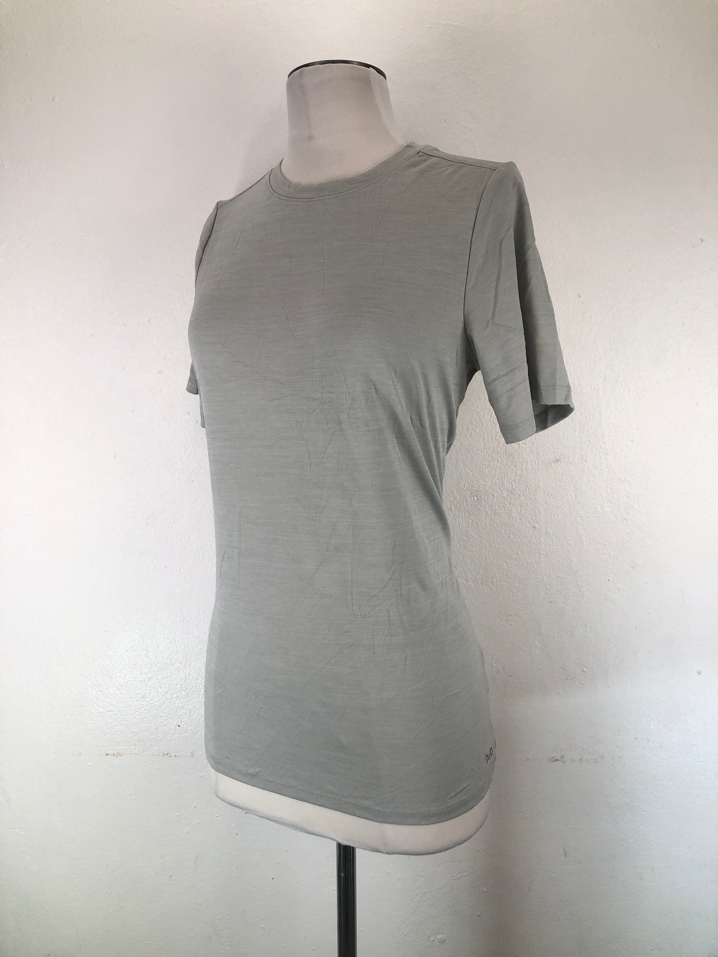 Camiseta Gris Deportivo Dsg