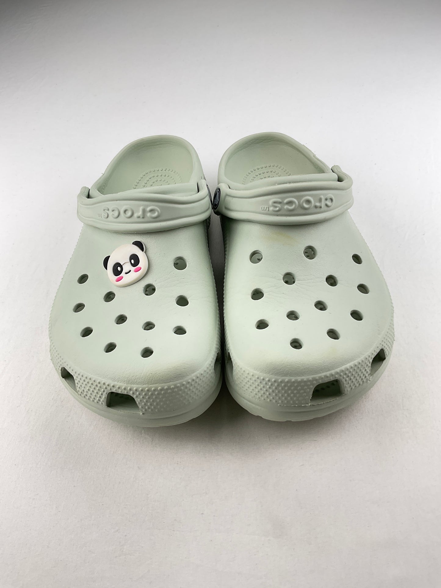 Sandalia Gris Crocs