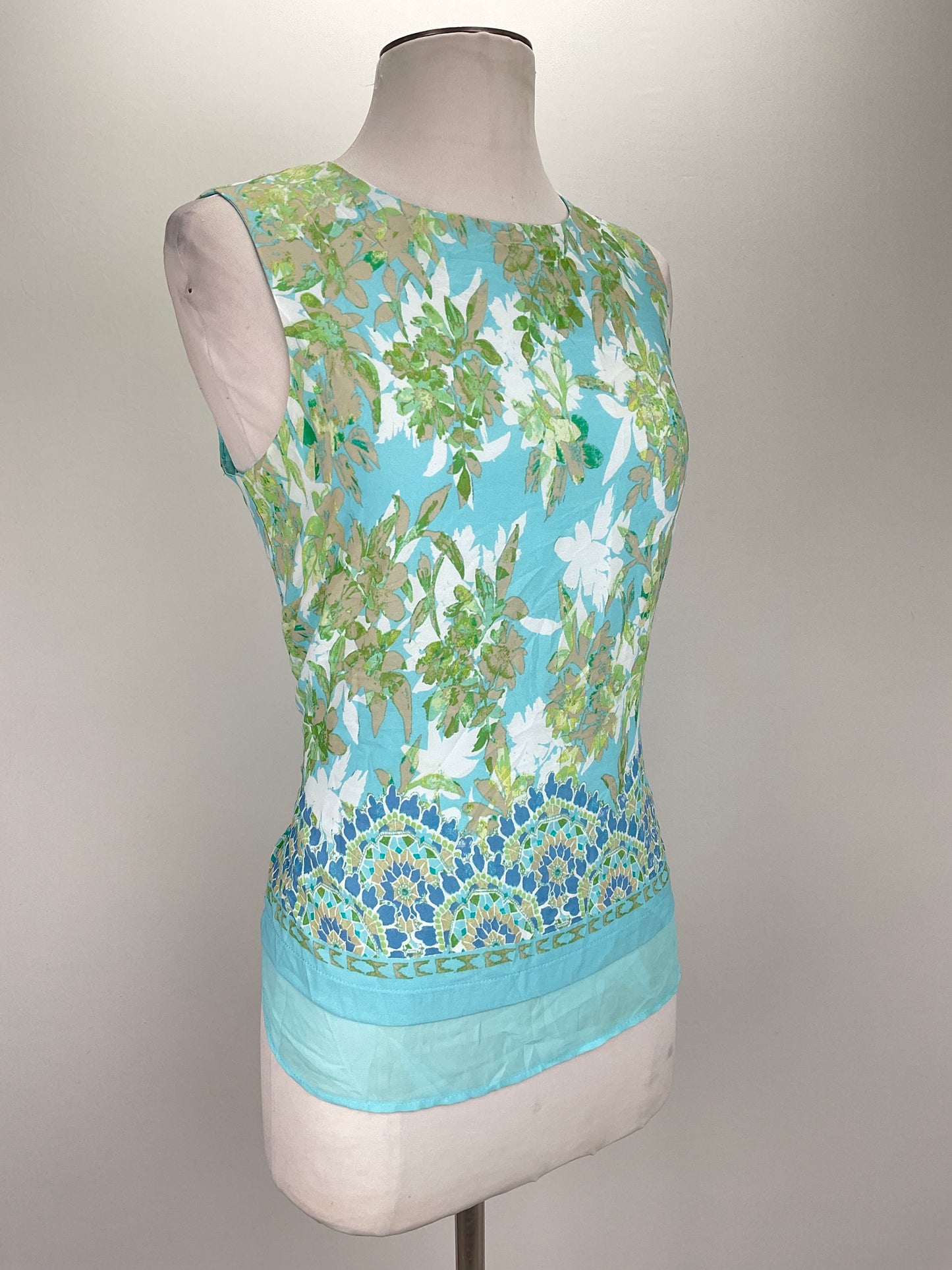 Blusa Azul claro Floral  Variangis