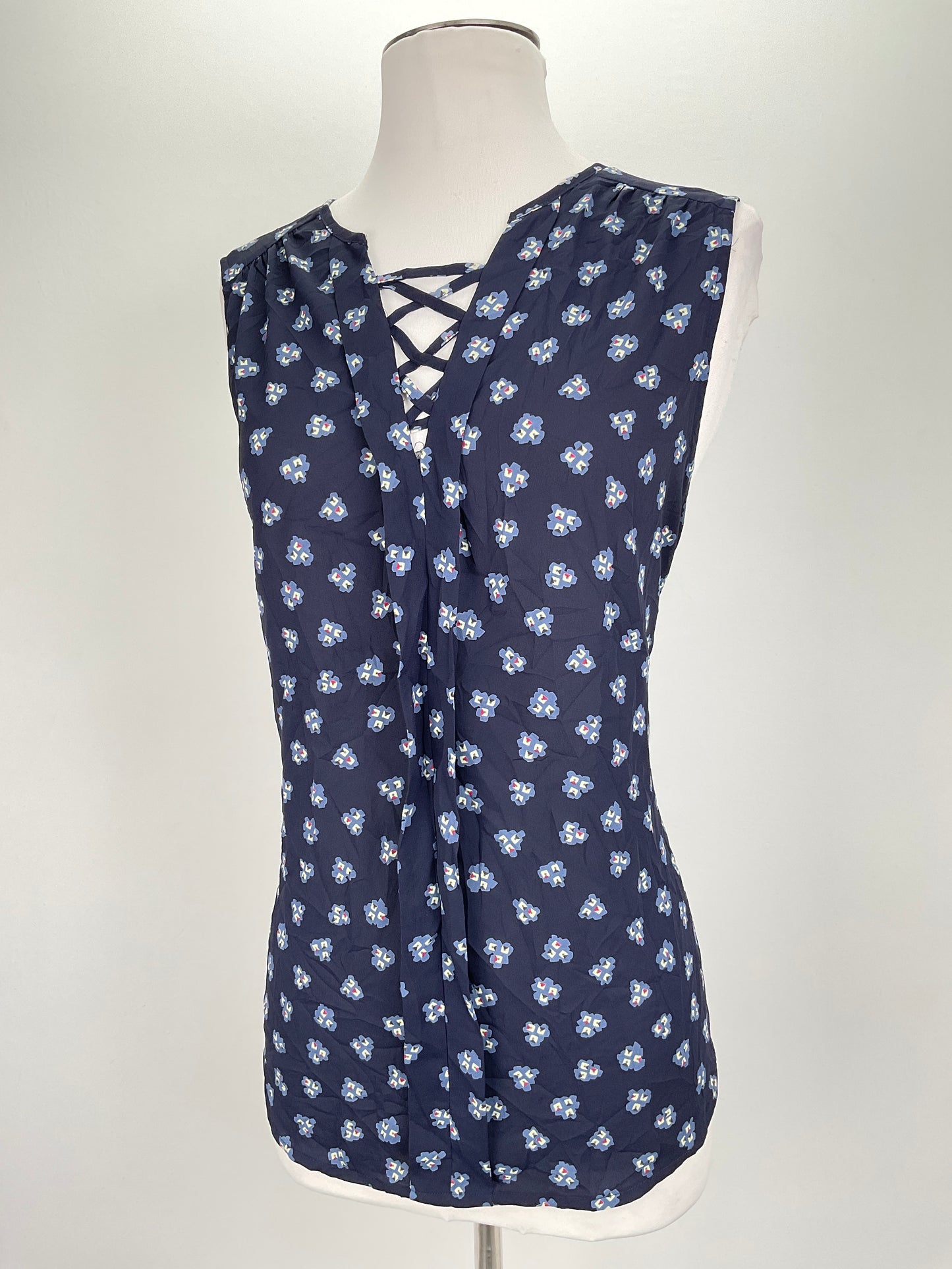 Blusa Azul marino Floral Pleione
