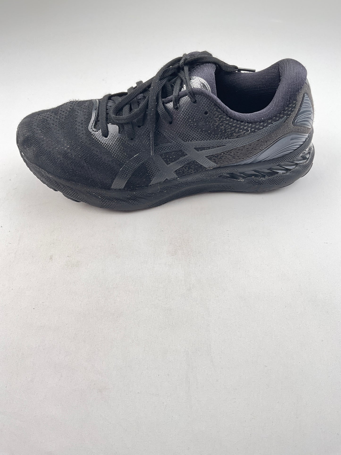 Tenis negro deportivo I.G.S