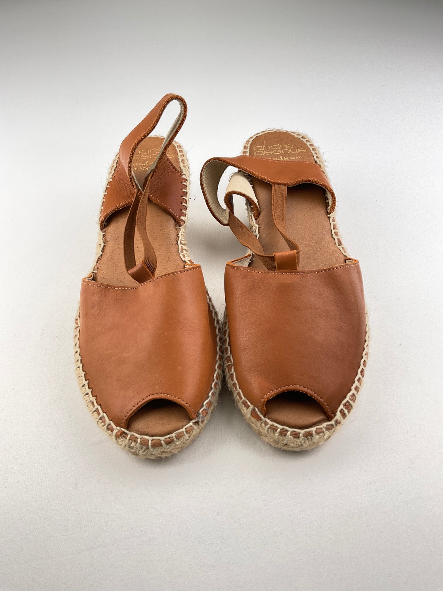 Zapatilla Marron Plataforma André deeoue