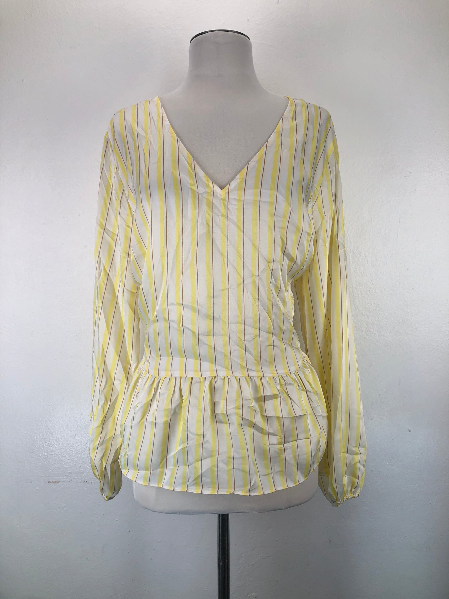 Blusa Crema de Rayas Nine West