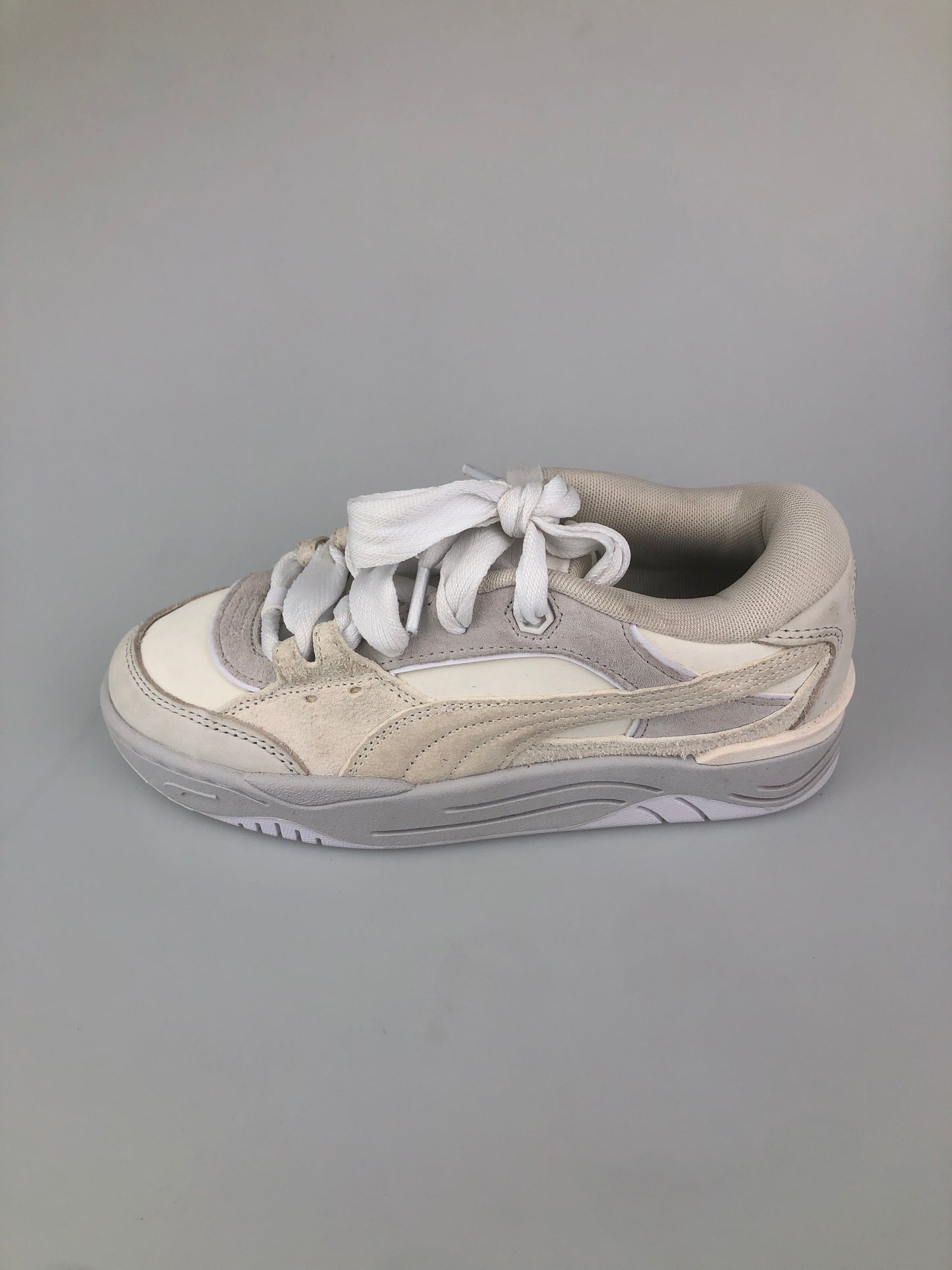 Tenis Crema Puma