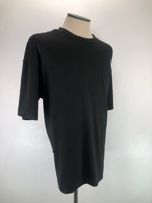 Camiseta Negro Shein