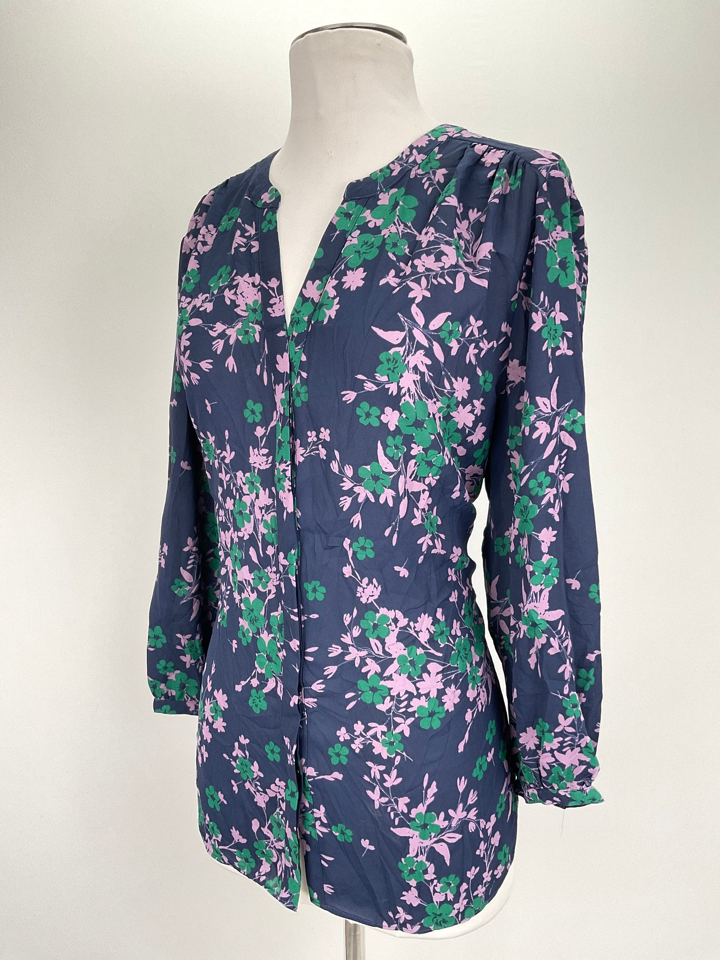 Blusa Azul marino Floral Nydj