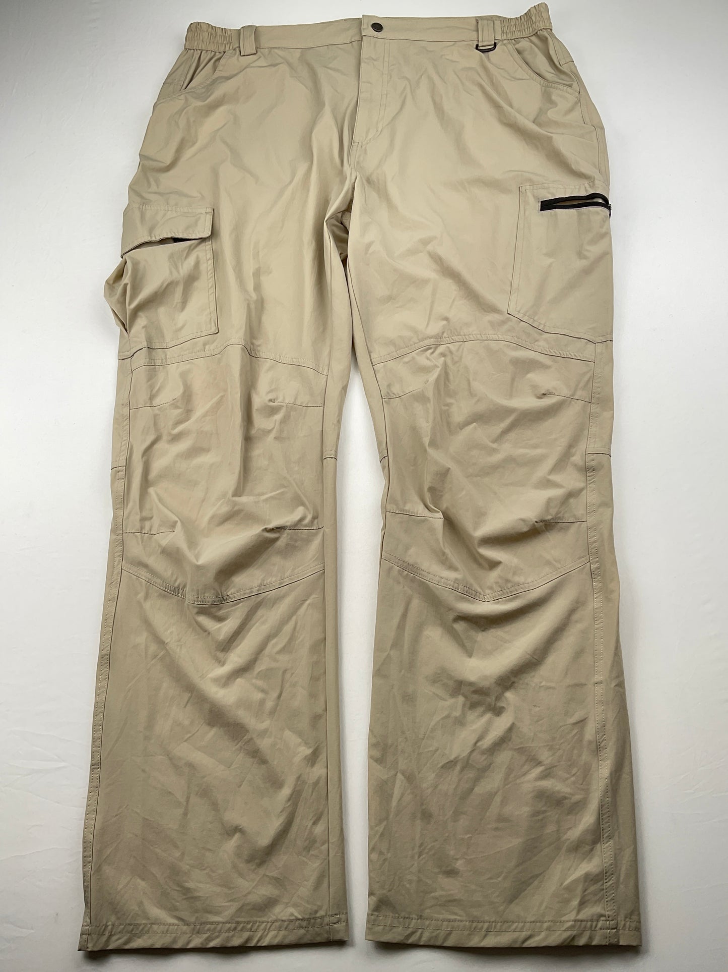 Pantalon Crema Deportivo Designed
