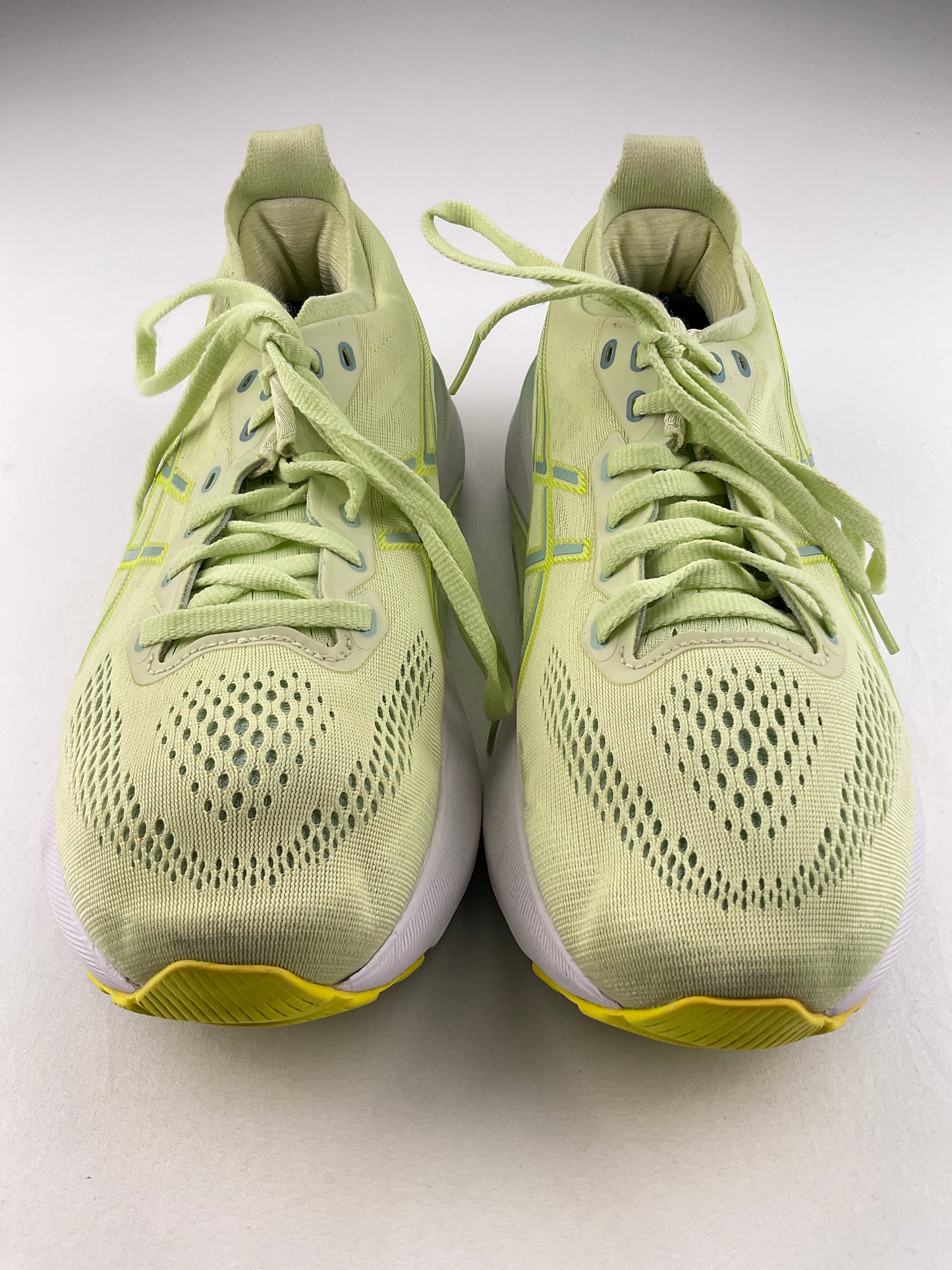 Tenis Verde limon Deportivo Asics