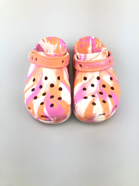 Sandalia Multicolor Crocs