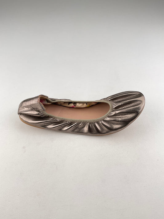 Zapatos Dorado   Circle