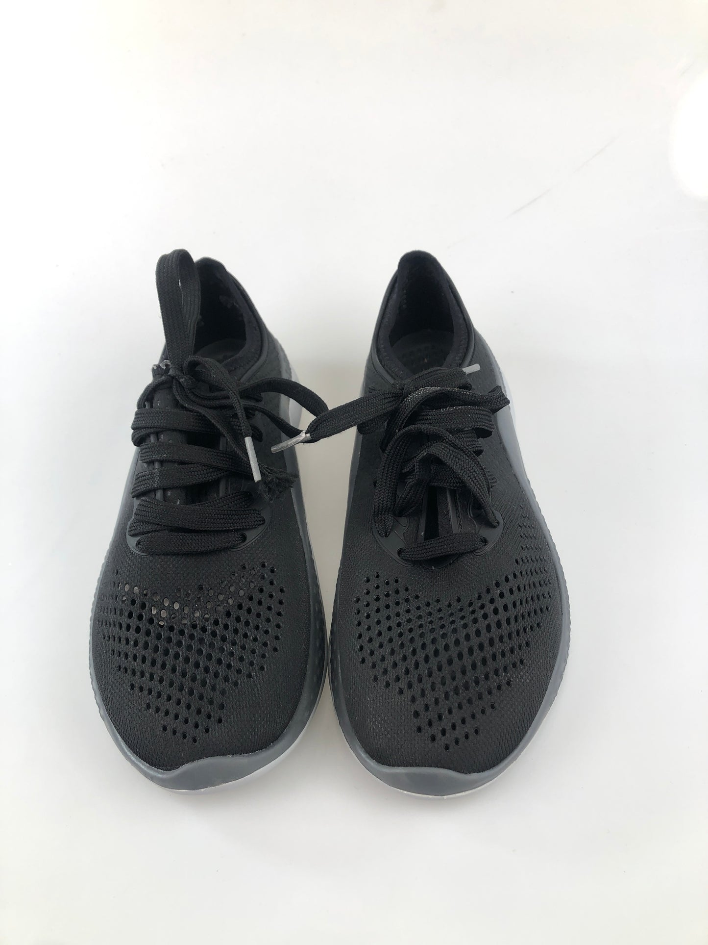 Tenis Negro Crocs
