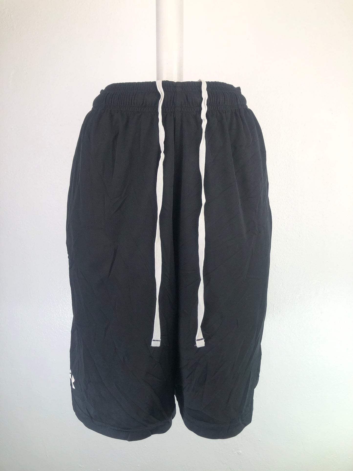 Short Negro Under Amour