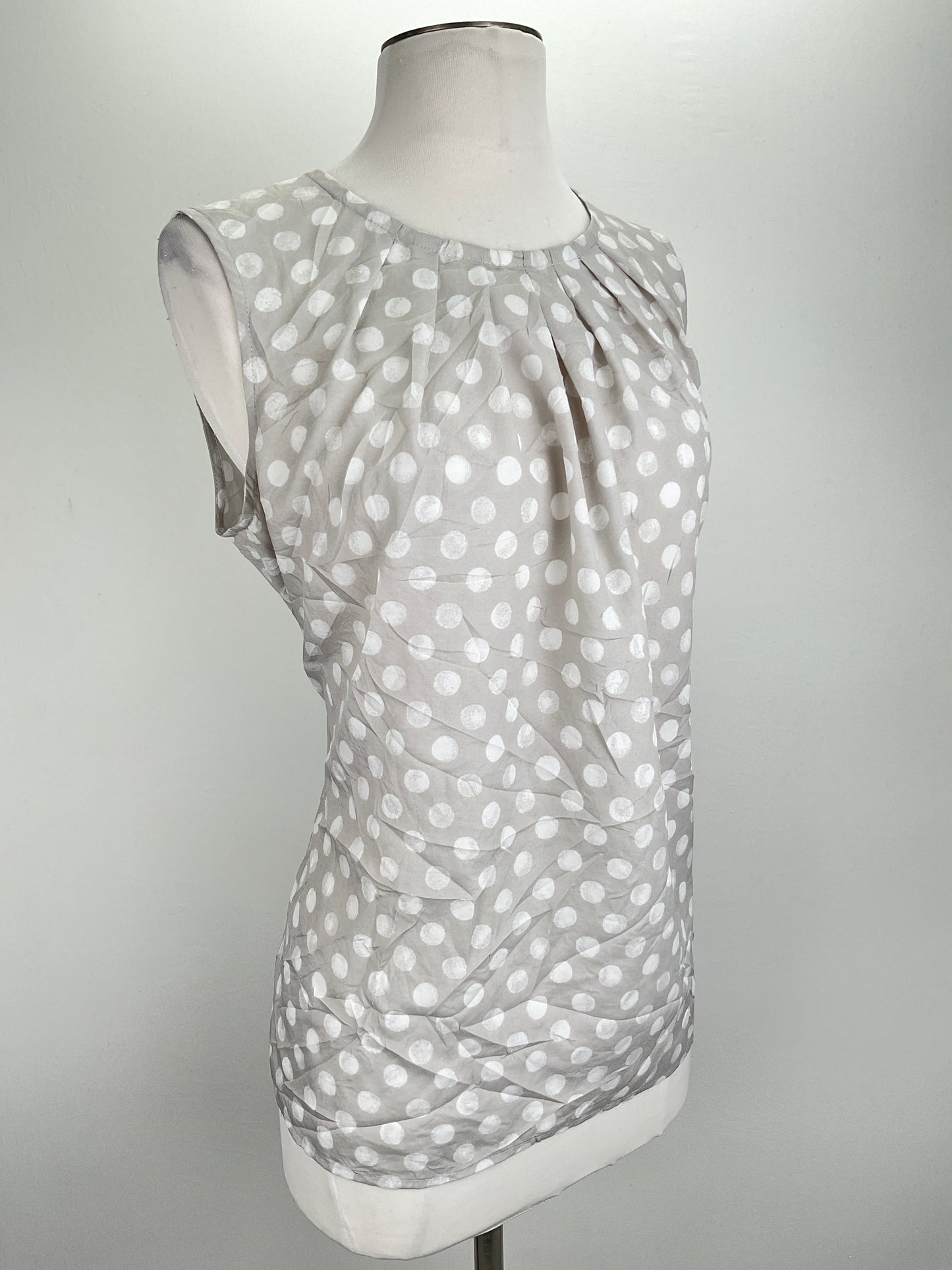 Blusa Gris de Lunares Merona