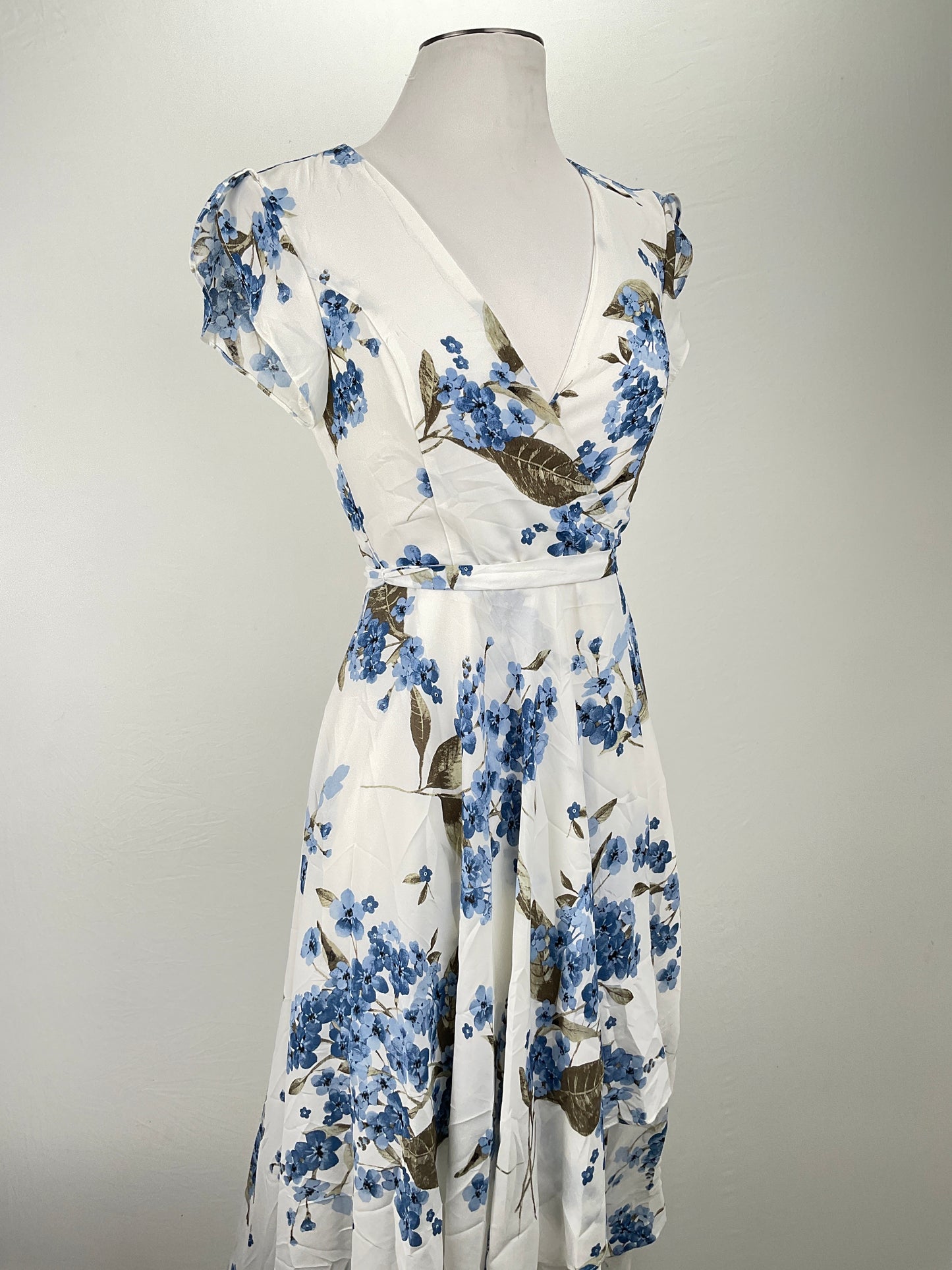 Vestido Blanco Floral Lulus