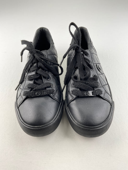 Tenis Negro GBG Los Ángeles