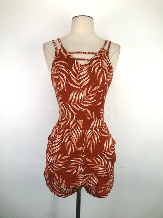 Enterizon Marron de Flores Chenautt Girl