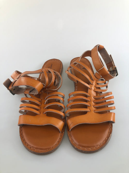 Sandalia Crema American Eagle
